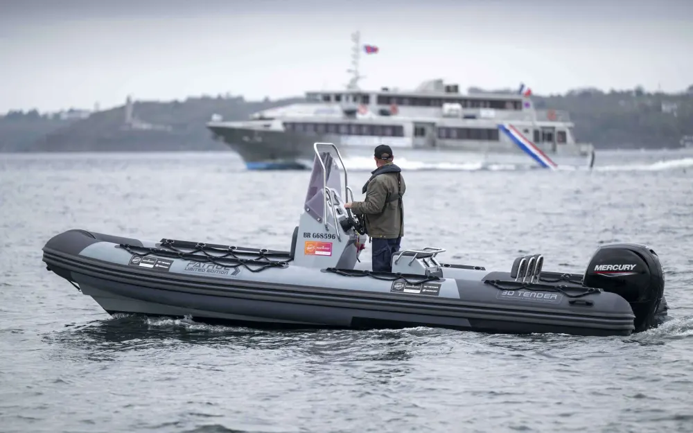 slider 1 3D Tender Patrol 650