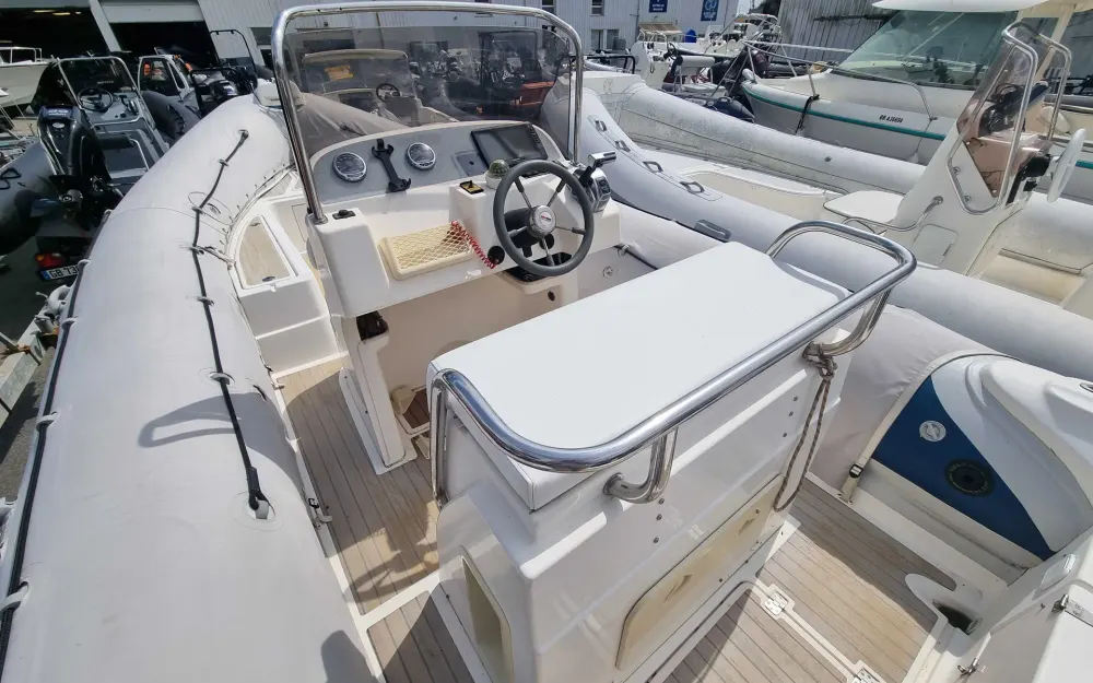 slider 4 Valiant  750