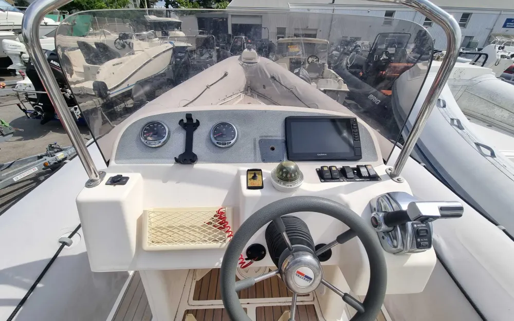 slider 6 Valiant  750