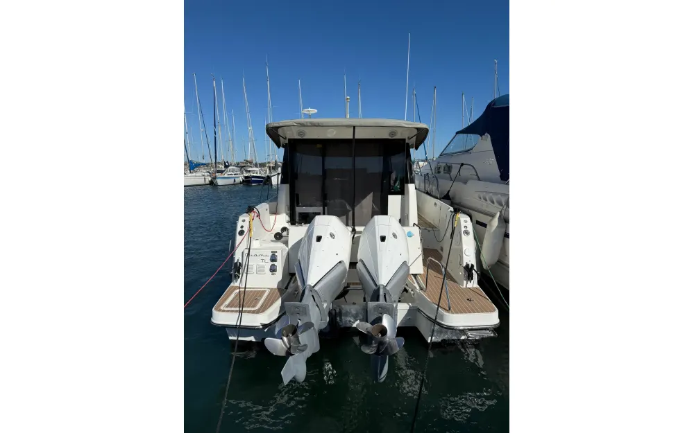 slider 0 Jeanneau Merry Fisher 1095