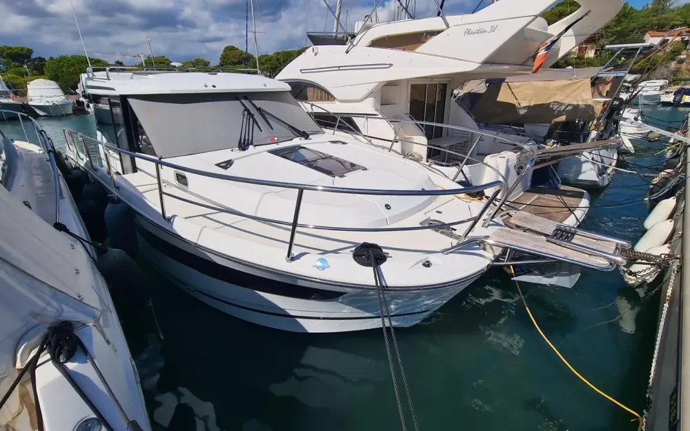 slider 29 Jeanneau Merry Fisher 1095