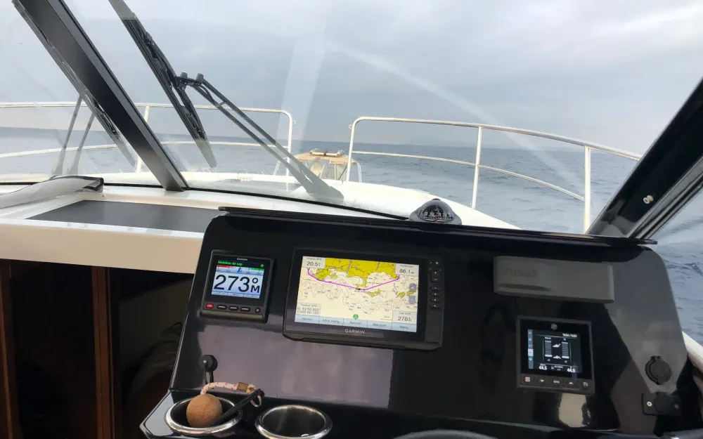 slider 6 Jeanneau Merry Fisher 1095