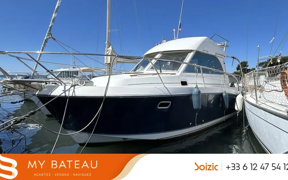 slider 0 Beneteau Antares Serie 9