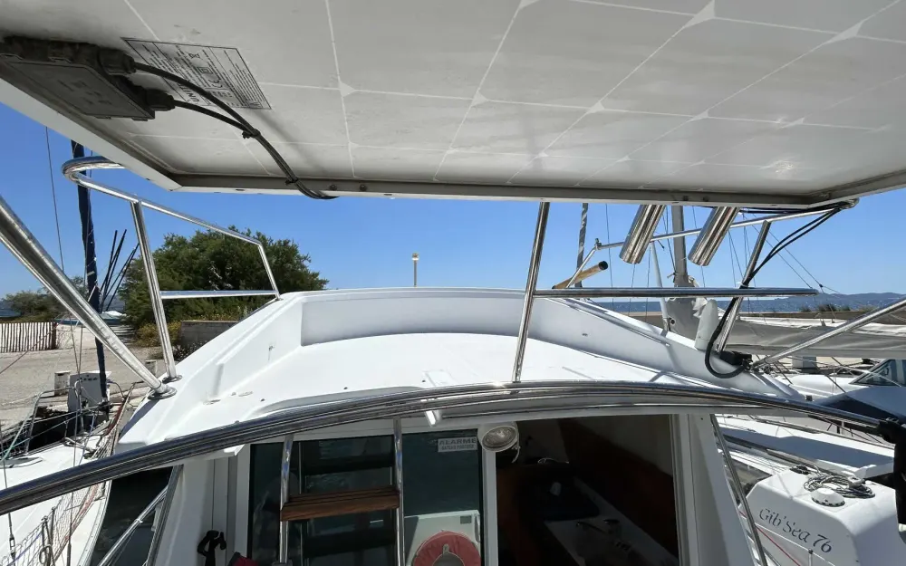 slider 12 Beneteau Antares Serie 9