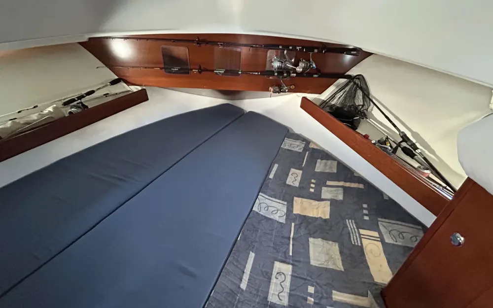 slider 8 Beneteau Antares Serie 9