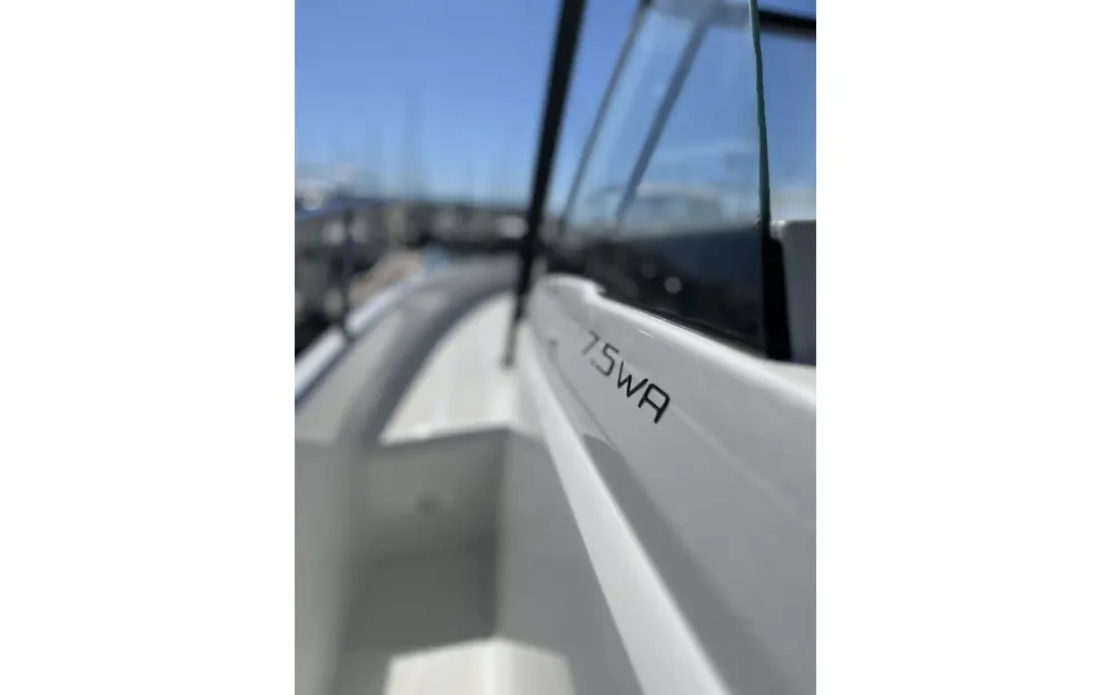 slider 14 Jeanneau Cap Camarat 7.5 WA Serie 3
