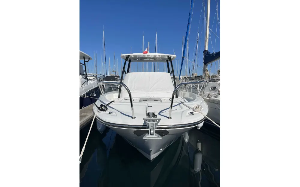slider 19 Jeanneau Cap Camarat 7.5 WA Serie 3