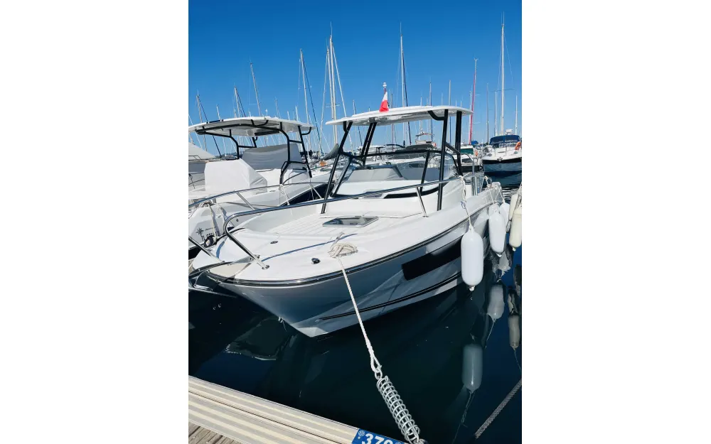slider 2 Jeanneau Cap Camarat 7.5 WA Serie 3