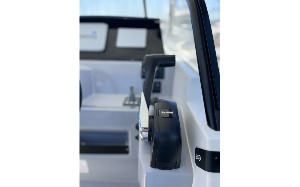 slider 6 Jeanneau Cap Camarat 7.5 WA Serie 3
