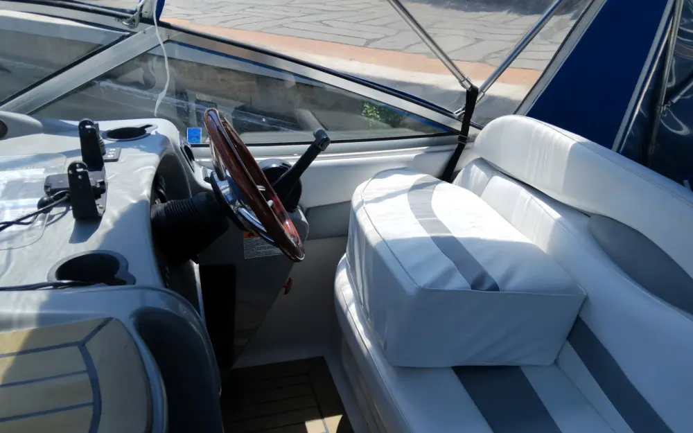 slider 10 Four Winns Vista 248