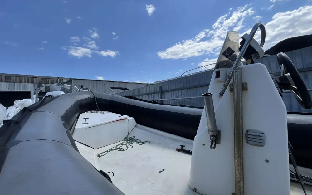 slider 2 Bombard Explorer 550