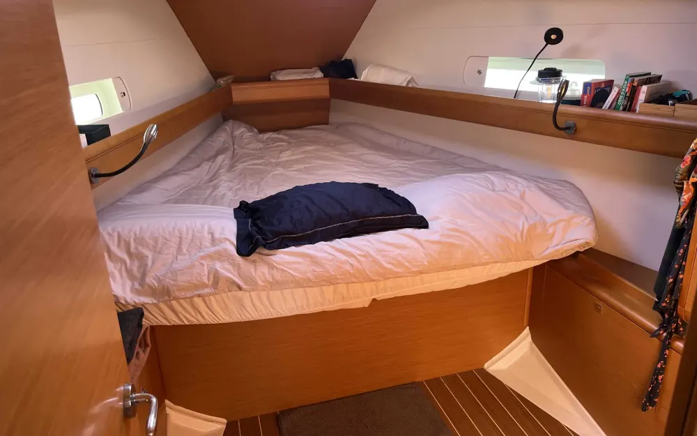 slider 9 Jeanneau Sun Odyssey 409