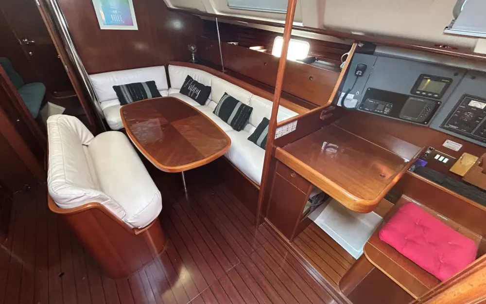 slider 5 Beneteau Oceanis 400