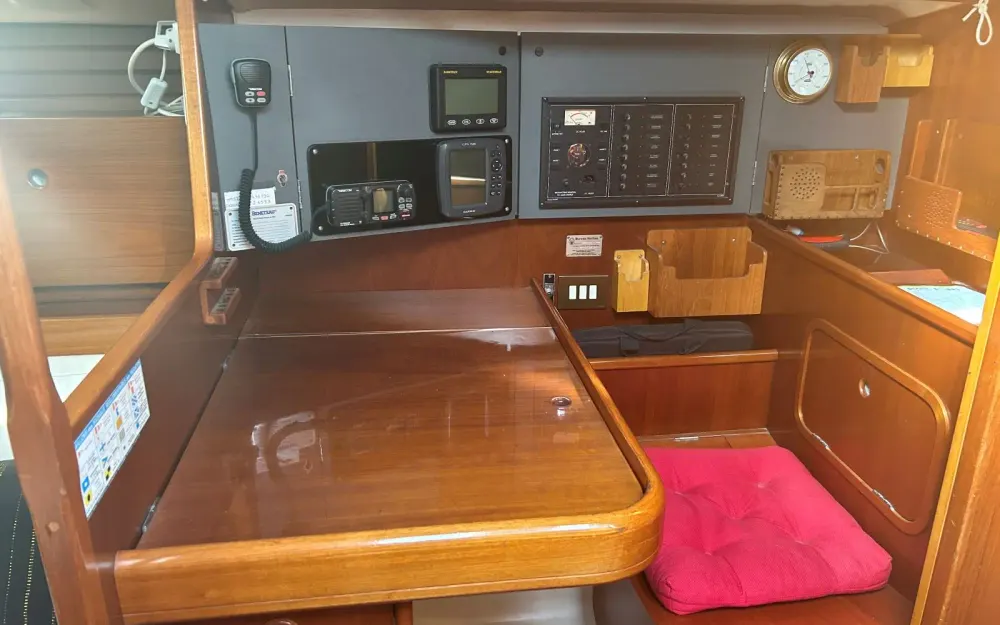 slider 6 Beneteau Oceanis 400
