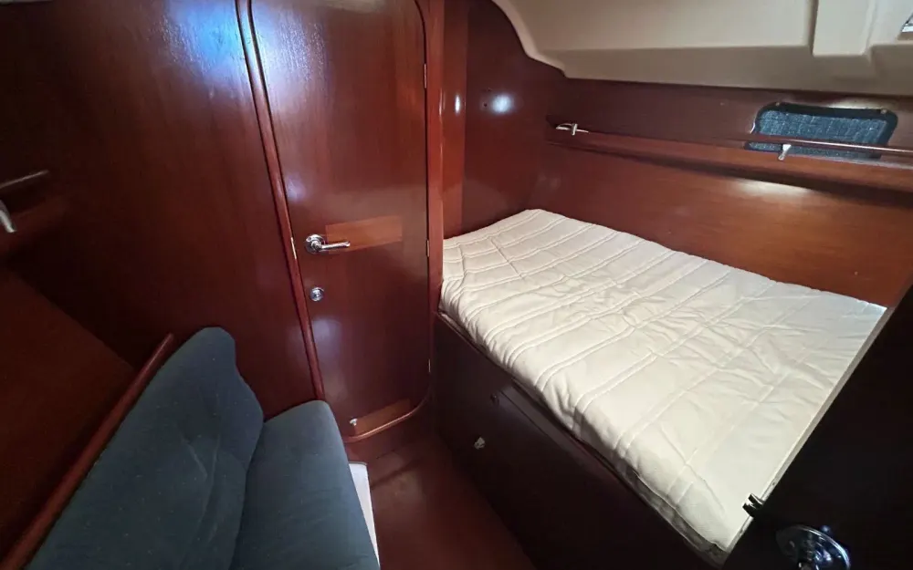 slider 7 Beneteau Oceanis 400