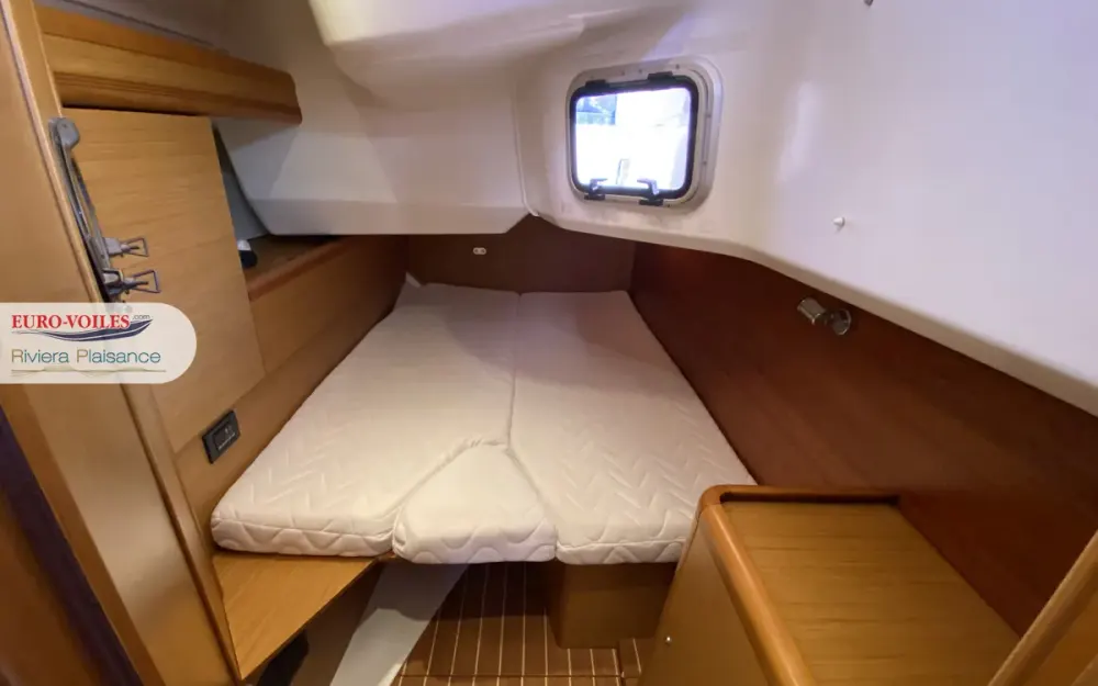 slider 10 Jeanneau Sun Odyssey 49 i
