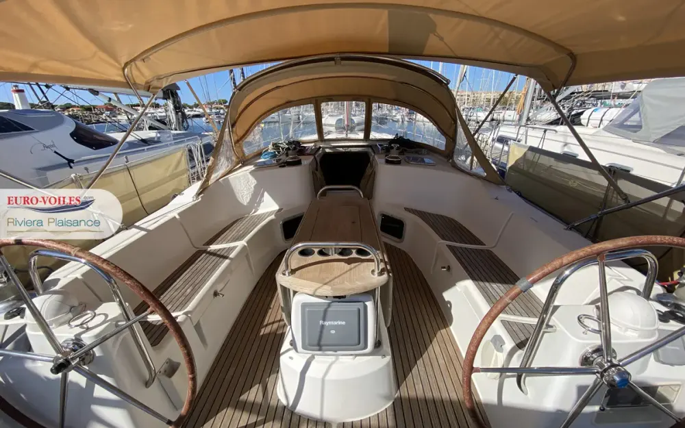 slider 4 Jeanneau Sun Odyssey 49 i