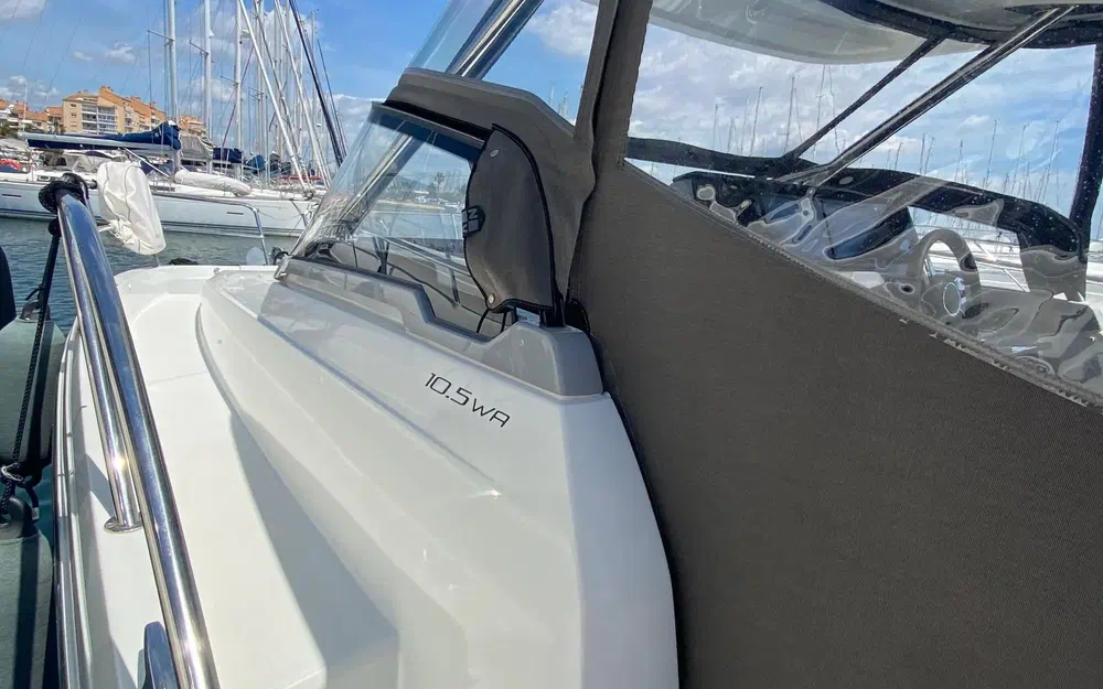 slider 9 Jeanneau Cap Camarat 10.5 WACap Camarat 10.5 Wa Serie 2