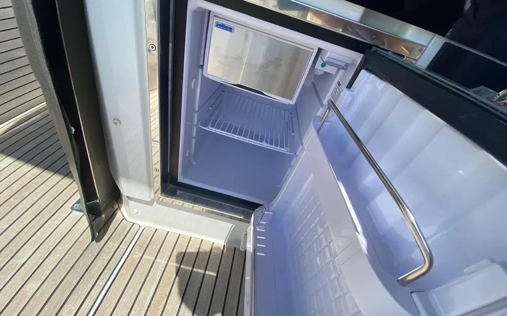 slider 4 Jeanneau Cap Camarat 10.5 WACap Camarat 10.5 Wa Serie 2