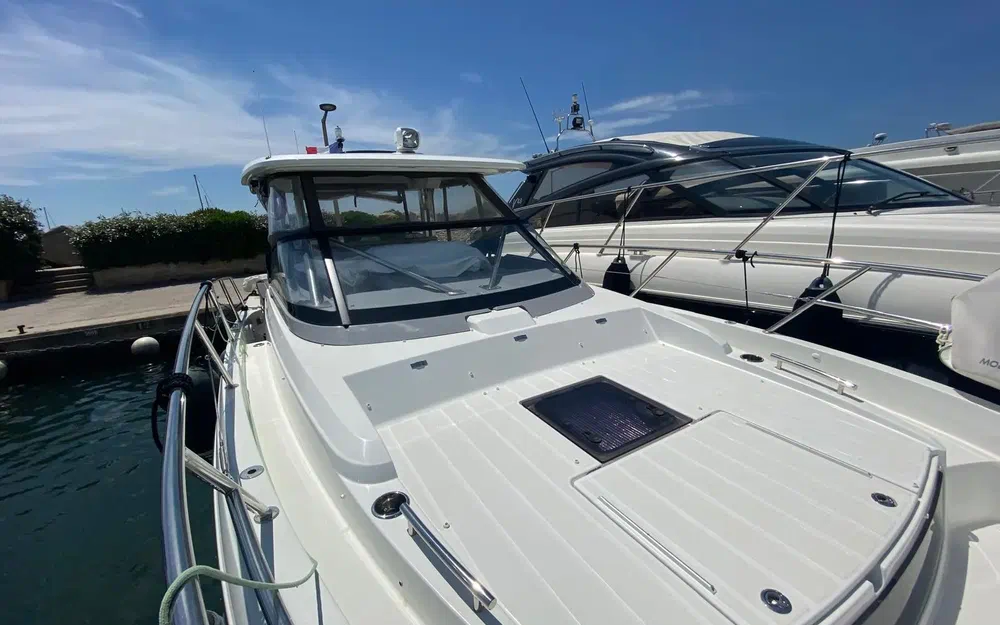 slider 8 Jeanneau Cap Camarat 10.5 WACap Camarat 10.5 Wa Serie 2