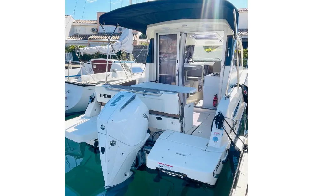 slider 11 Quicksilver Activ 755 Weekend