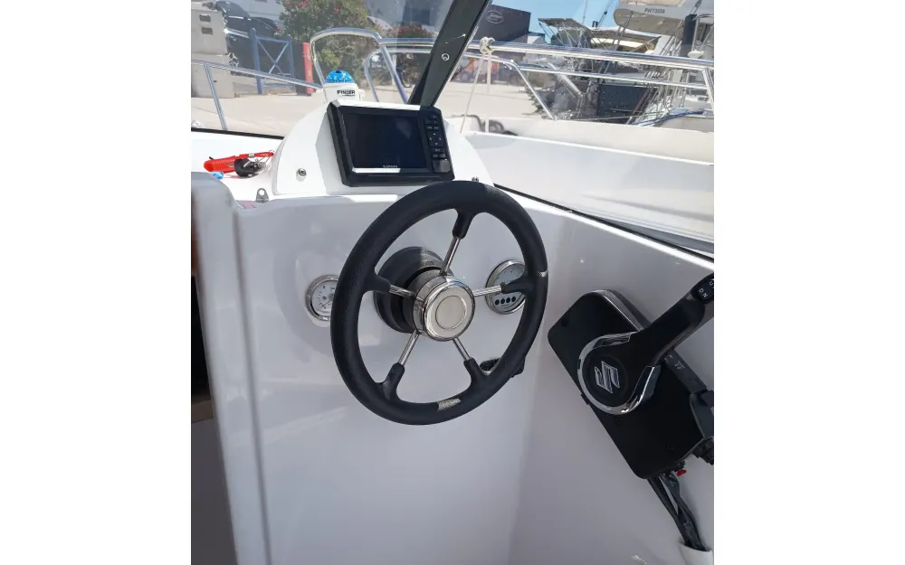 slider 4 Bast Boat Cortina 480 Cabin