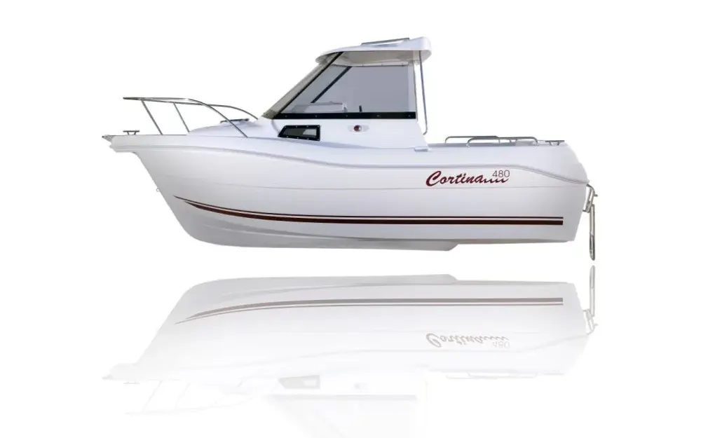 slider 8 Bast Boat Cortina 480 Cabin