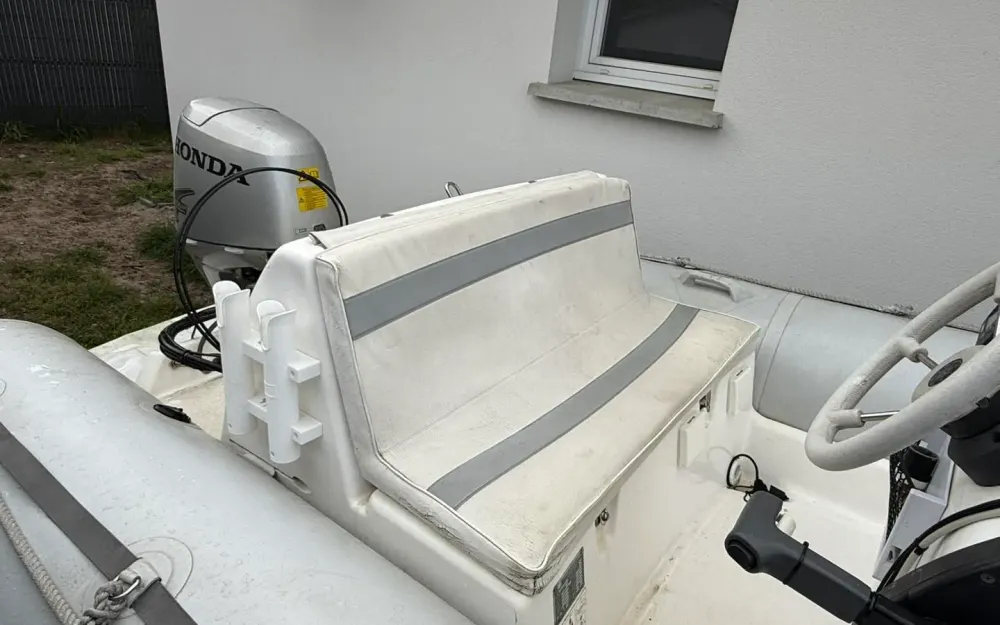 slider 9 Zodiac Medline 500 Club