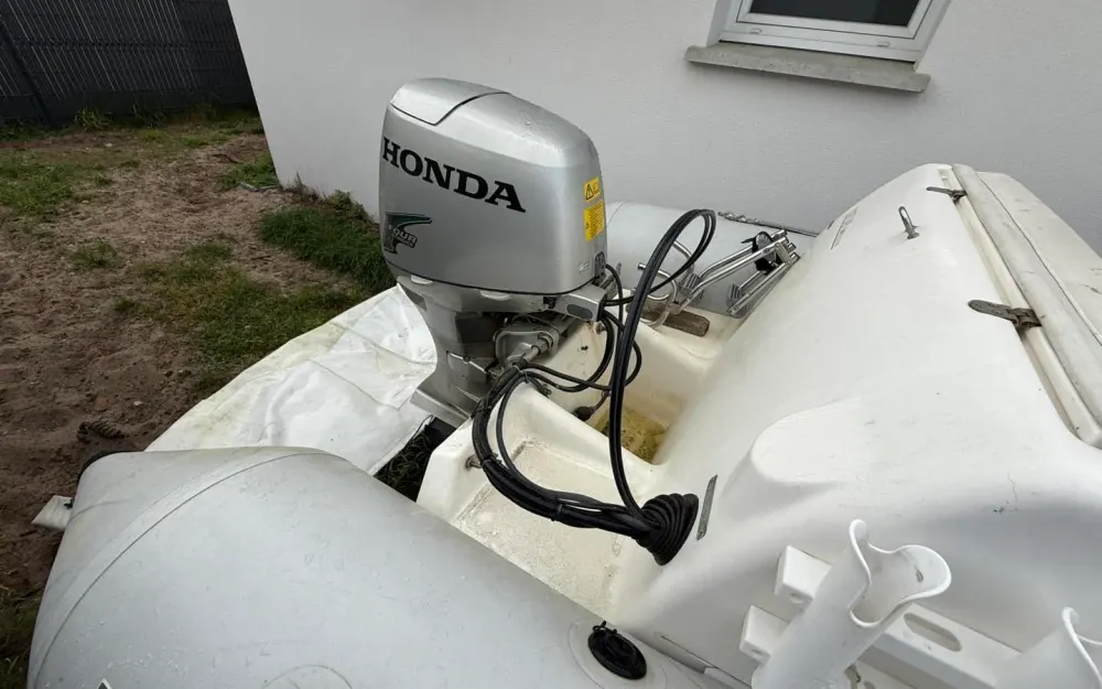 slider 3 Zodiac Medline 500 Club