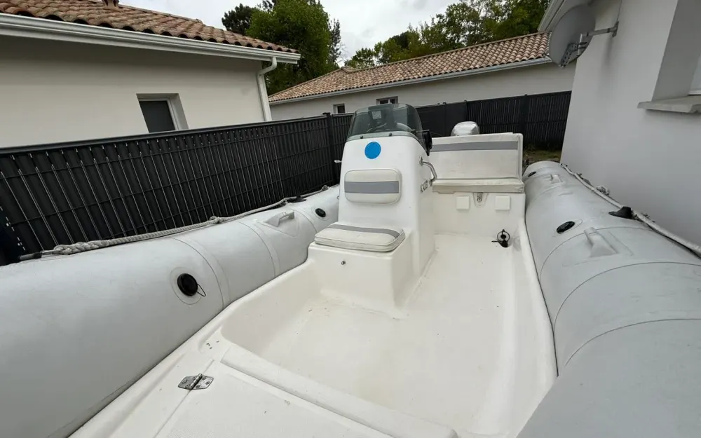 slider 8 Zodiac Medline 500 Club