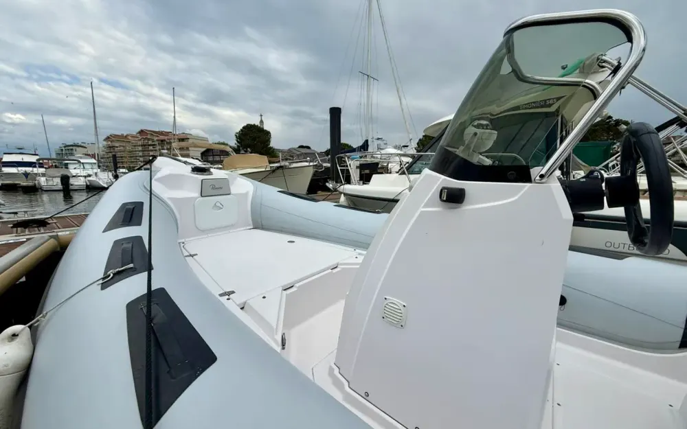 slider 9 Ranieri Cayman 19 Sport