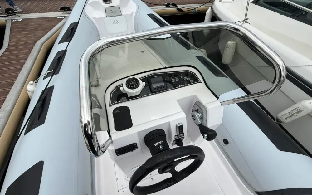 slider 16 Ranieri Cayman 19 Sport