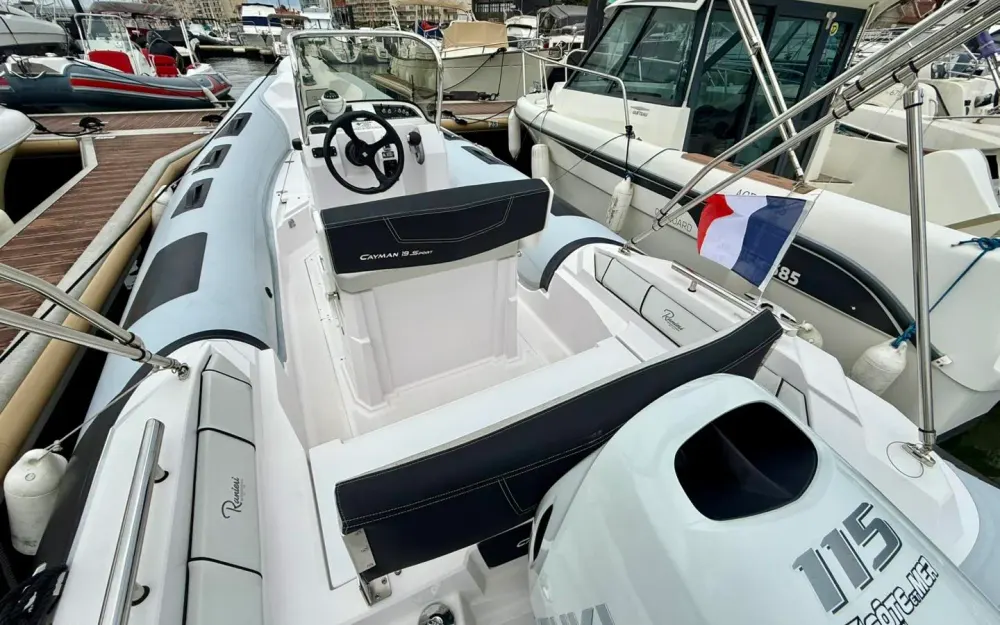 slider 17 Ranieri Cayman 19 Sport