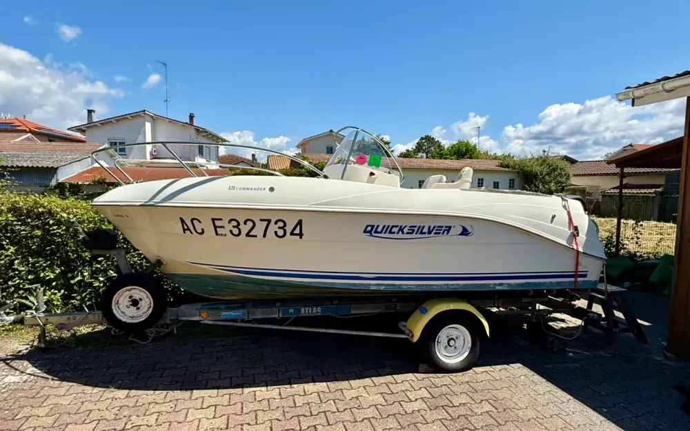 slider 0 Quicksilver  525 Commander