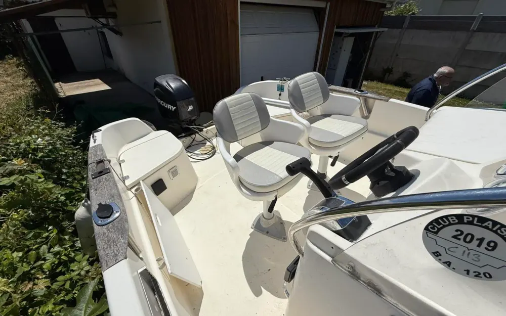 slider 8 Quicksilver  525 Commander
