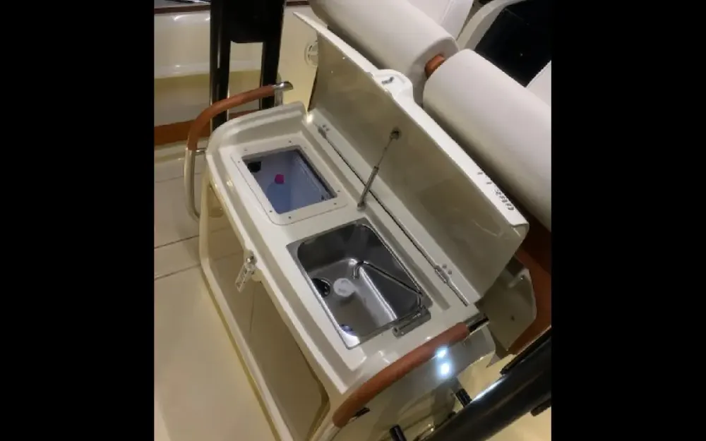 slider 10 Invictus  280 TT