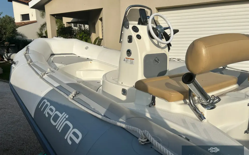 slider 12 Zodiac Medline 500