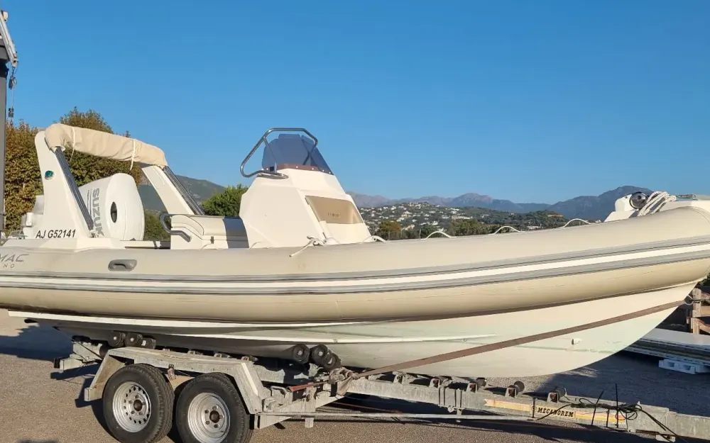 slider 0 Lomac  600 Turismo