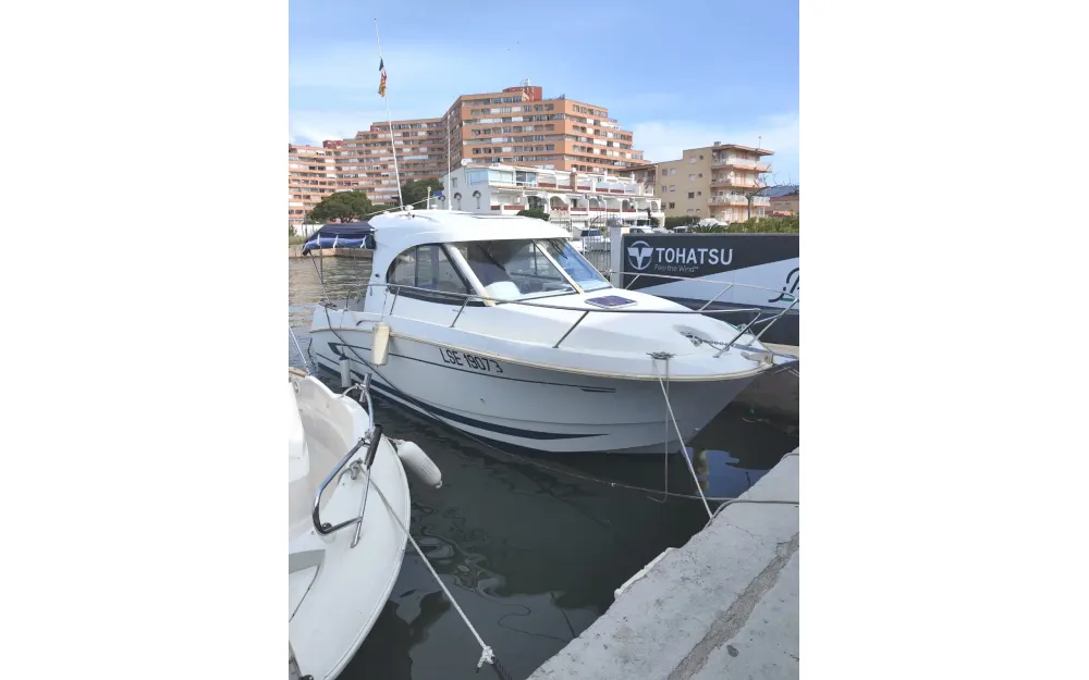 slider 0 Beneteau Antares 8 S