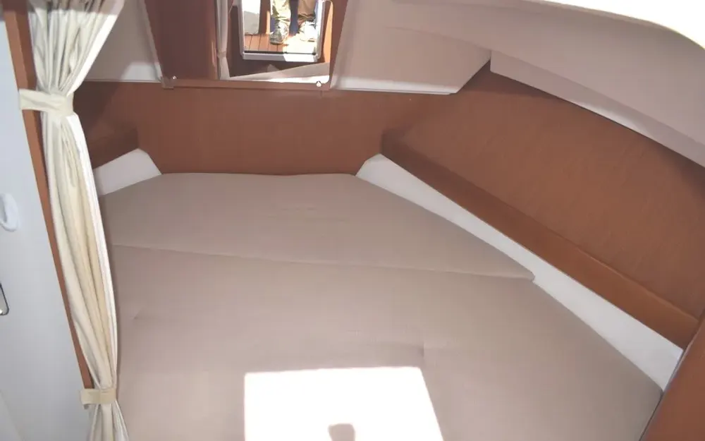 slider 19 Beneteau Antares 8 S