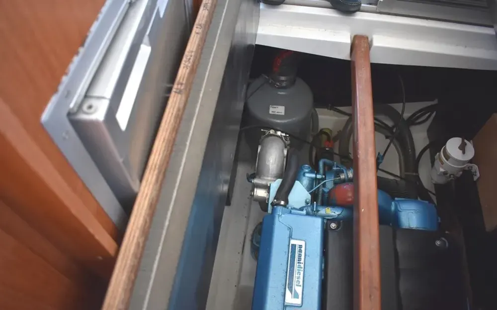 slider 23 Beneteau Antares 8 S