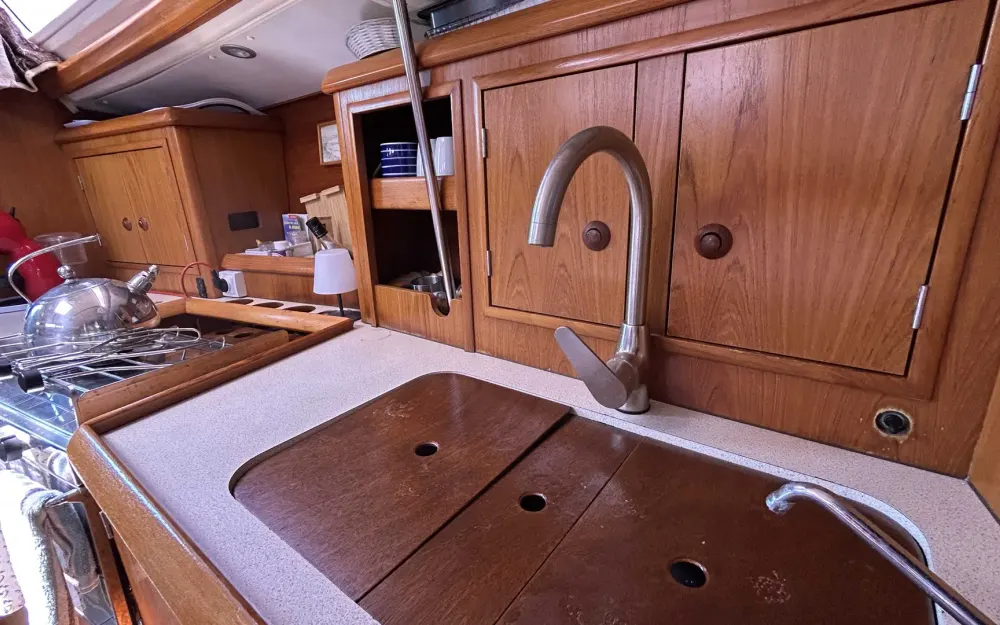 slider 13 Jeanneau Sun Odyssey 34.2