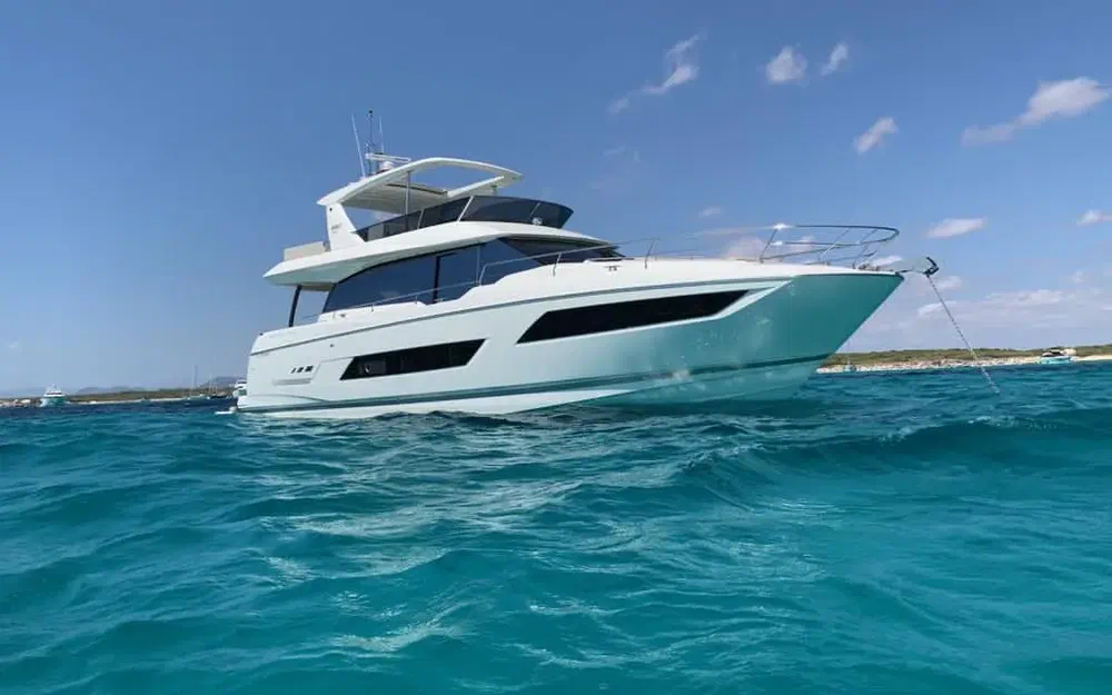 slider 0 Jeanneau Prestige 680