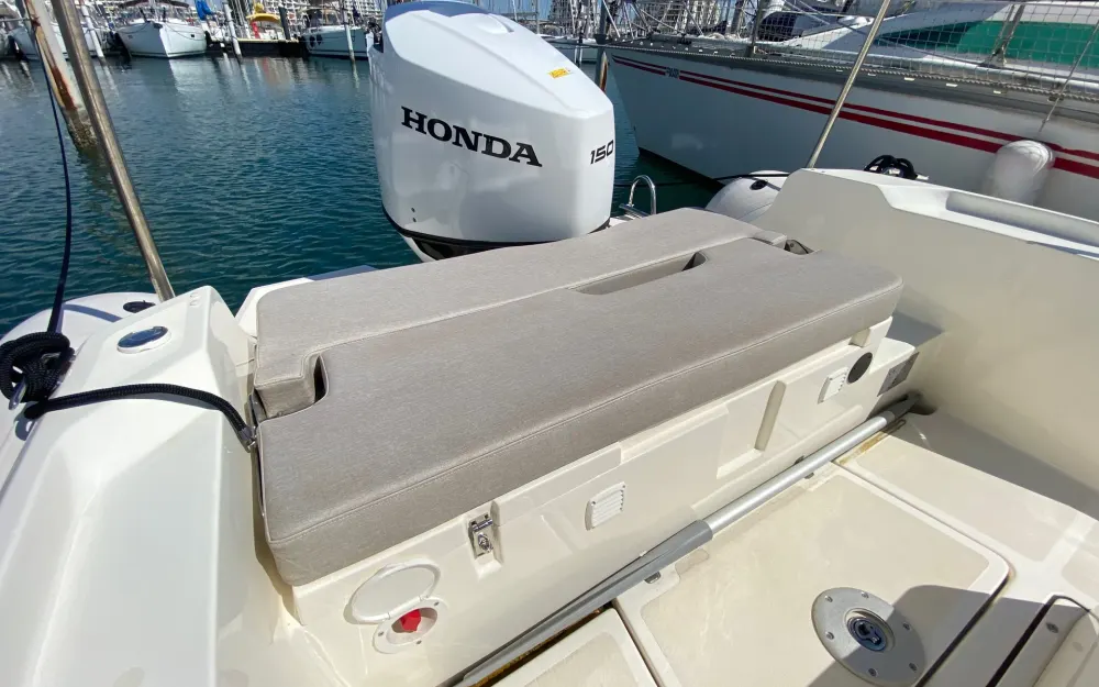 slider 29 Nuova Jolly NJ 650 XL