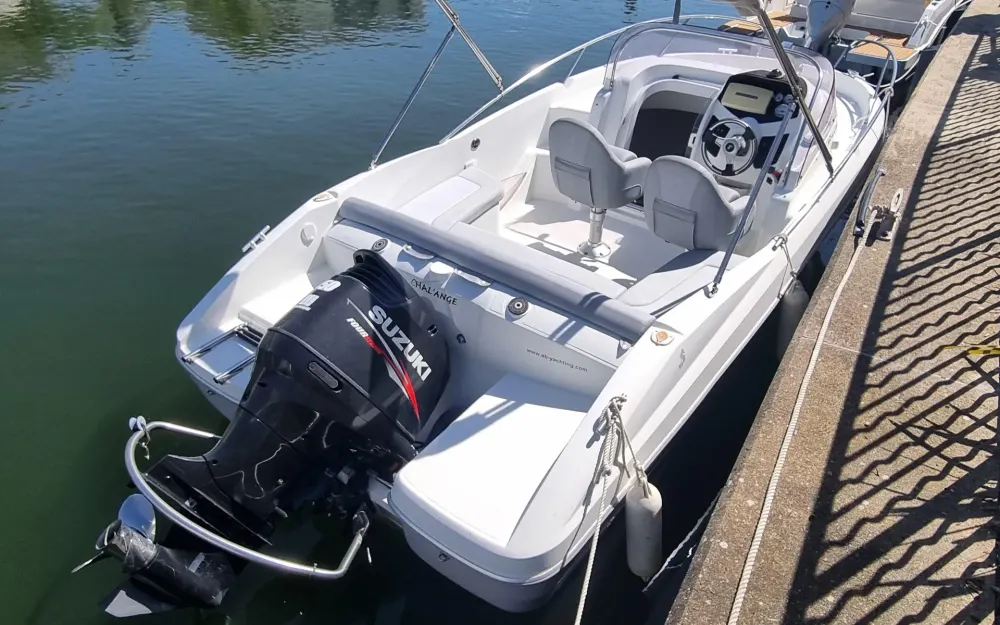 slider 6 Beneteau Flyer 650 Sun Deck