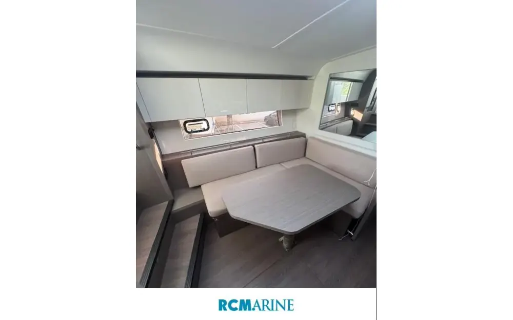 slider 10 Beneteau Gran Turismo 41
