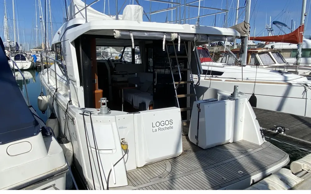 slider 21 Beneteau Swift Trawler 30
