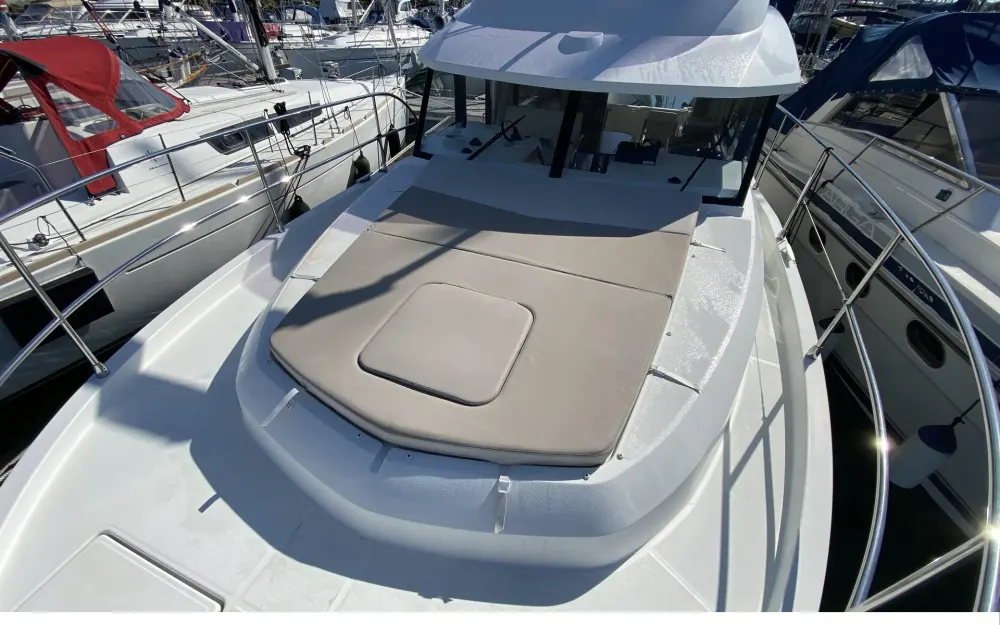 slider 3 Beneteau Swift Trawler 30