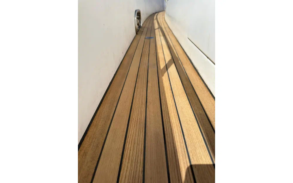 slider 10 Kha Shing Monte Fino 75