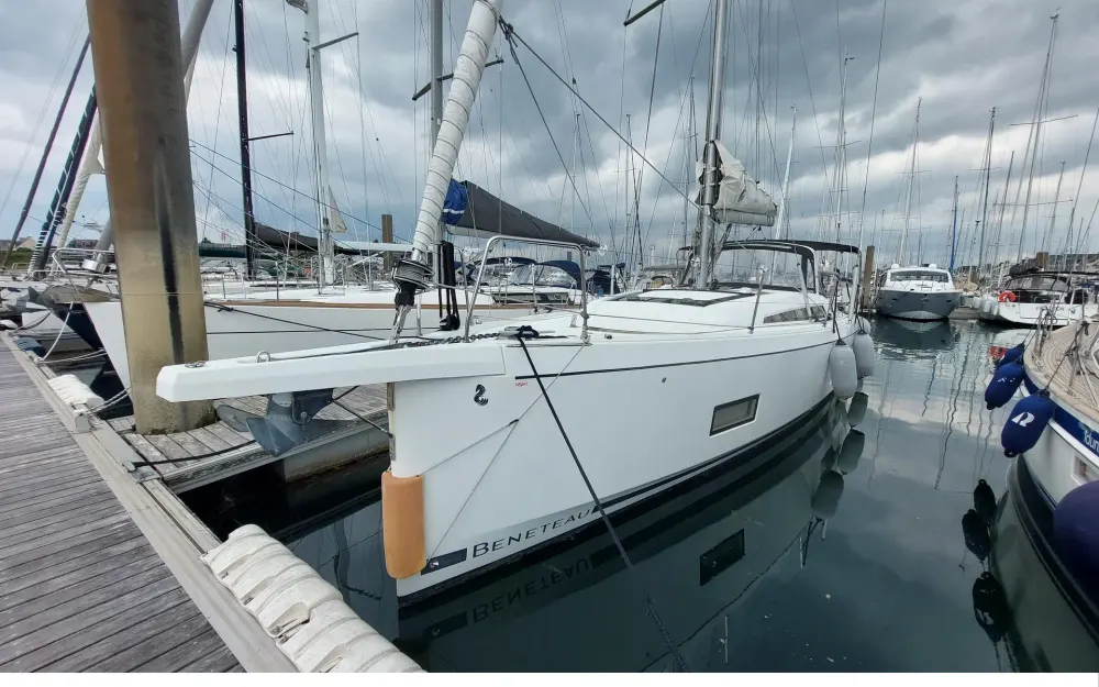 slider 1 Beneteau Oceanis 46.1